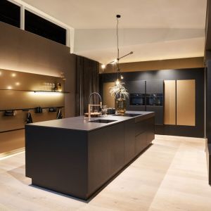 kueche b av6023gl eiche schwarz av7070 bronze