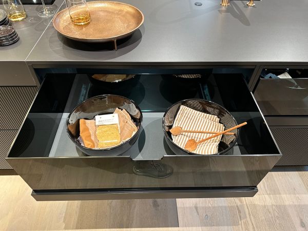 image00121 image00121