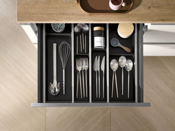 dbfm321fg437 185 lowres dbfm321fg437 185 lowres