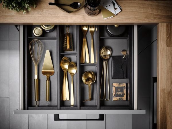 technik besteckeinsatz schwarz transluzent.1 technik besteckeinsatz schwarz transluzent.1