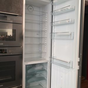 kuehlschrank02